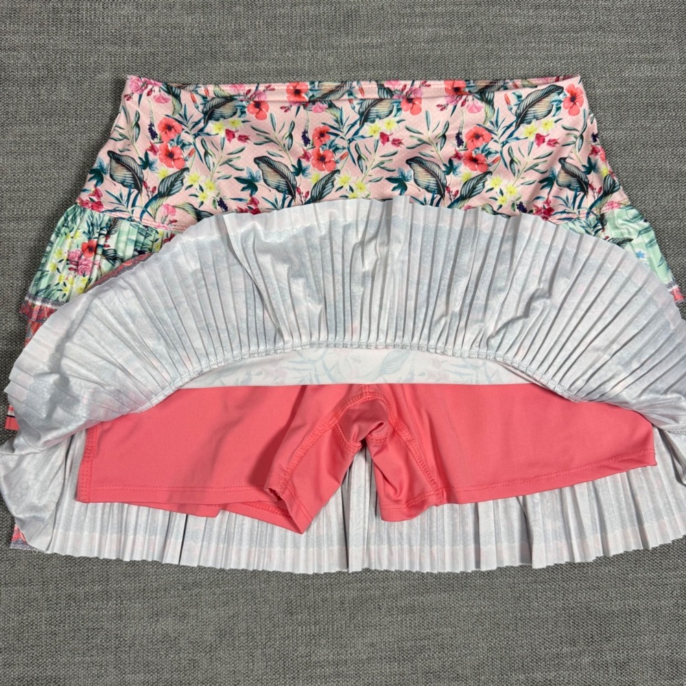 Lucky in Love Patch Me Pleated Golf Skort Floral Medium Tennis Pickleball - Picture 3 of 8